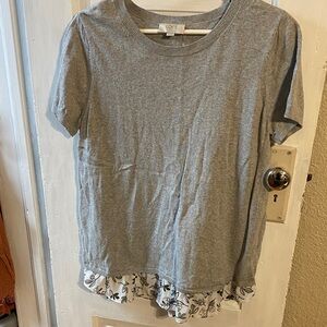 LOFT Gray Short Sleeve Top with Floral Hem
